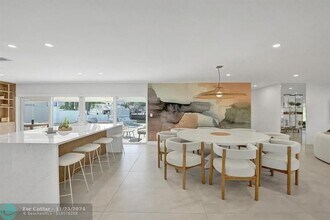 5581 NE 31st Ave in Fort Lauderdale, FL - Foto de edificio - Building Photo