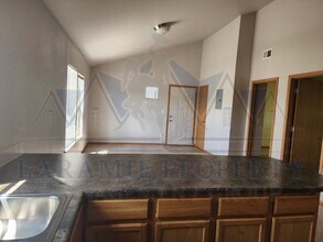 517 Mitchell St in Laramie, WY - Foto de edificio - Building Photo