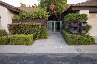 1255 N Diamond Bar Blvd in Diamond Bar, CA - Building Photo - Building Photo