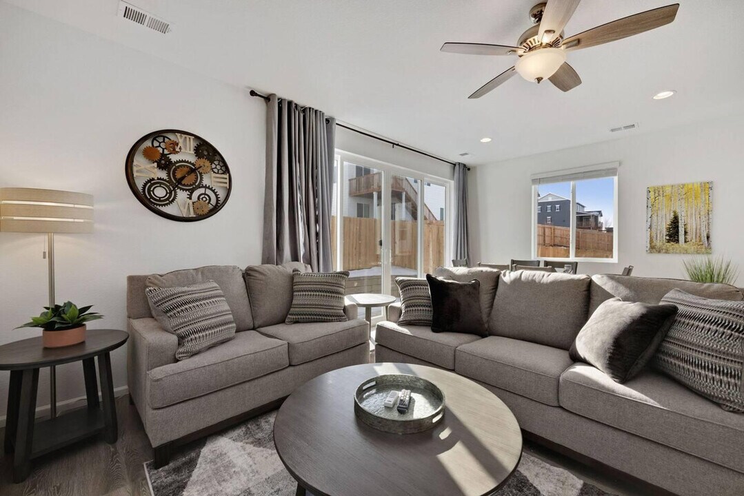 5888 Indian Wls Ct in Windsor, CO - Building Photo