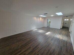 1657 S Lake Ave in Clearwater, FL - Building Photo - Building Photo