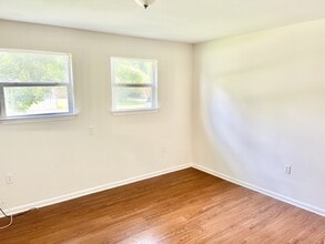 7465 Whitney Dr in Baton Rouge, LA - Building Photo - Building Photo