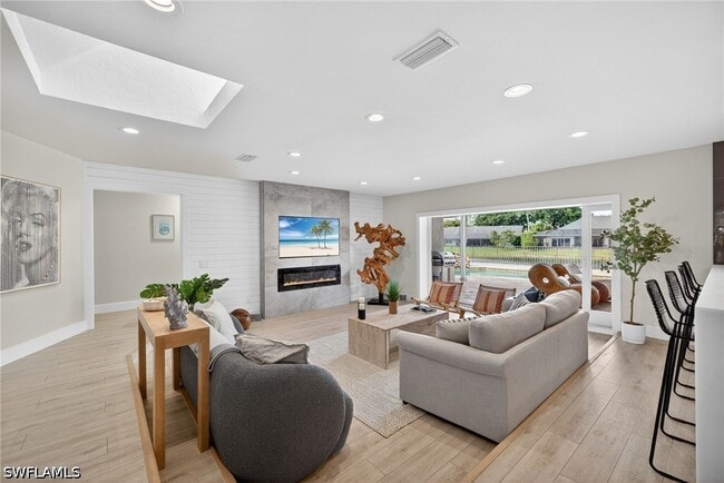 property at 2341 Mayfield Ct