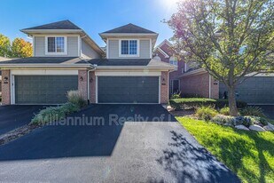 420 James Cir in Royal Oak, MI - Building Photo