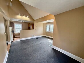 117 Westmoreland Terrace in Akron, OH - Building Photo - Building Photo