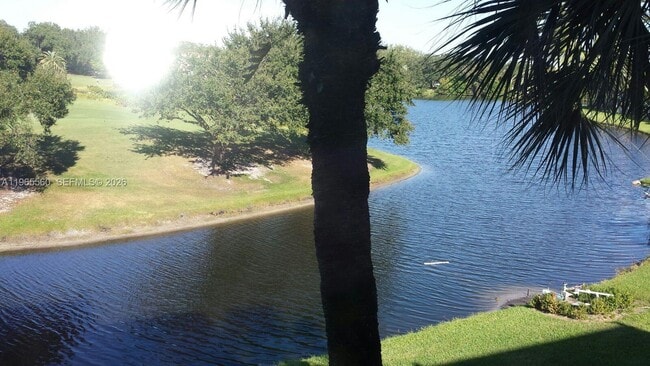 9470 Poinciana Pl in Davie, FL - Building Photo - Building Photo