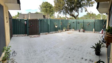 3714 37th Way-Unit -3714 in West Palm Beach, FL - Building Photo - Building Photo
