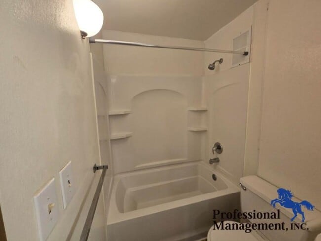 property at 211 N 34th St