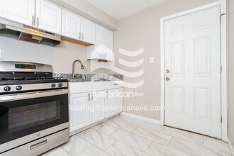 1726 Gellenbeck St in Cincinnati, OH - Foto de edificio - Building Photo