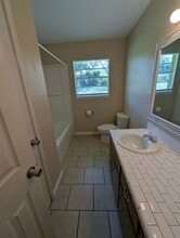 211 Brookview Ln in Palestine, TX - Building Photo - Building Photo