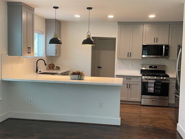 4915 Jackson St-Unit -A in Houston, TX - Building Photo - Building Photo