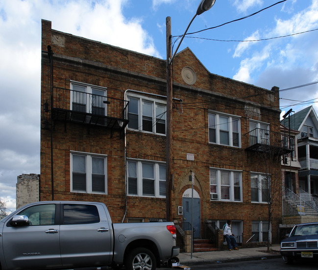 398-400 S 15th St in Newark, NJ - Building Photo - Building Photo