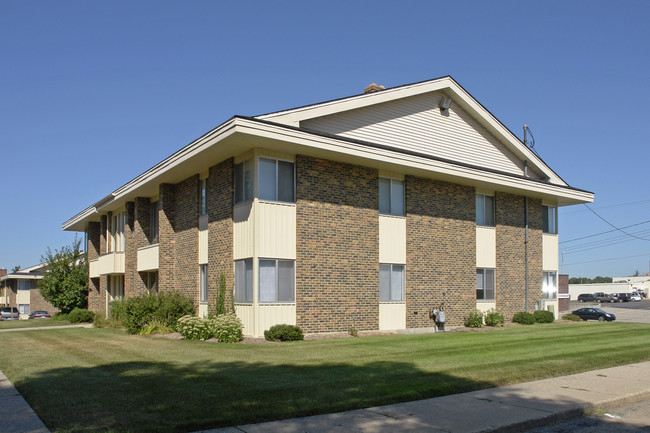 1230-1270 Prairie Pky SW in Grand Rapids, MI - Building Photo - Building Photo