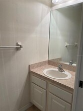 6042 Parkside Meadow Dr in Tampa, FL - Building Photo - Building Photo