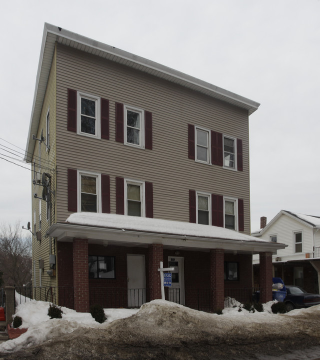 1380 Baldwin Ave in Waterbury, CT - Building Photo