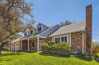 6350 S Jasmine Way in Centennial, CO - Building Photo - Building Photo