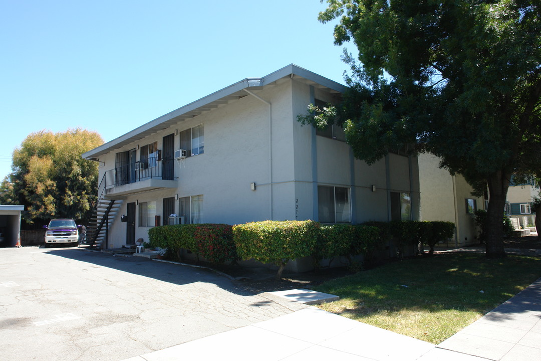 2277 Los Padres Blvd in Santa Clara, CA - Building Photo