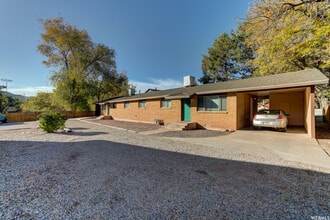 345 E 100 S, Unit #5 in Moab, UT - Foto de edificio - Building Photo