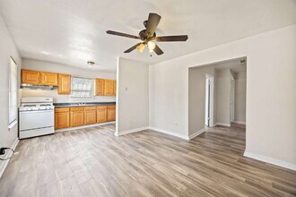 1115 Cullin Ave in San Antonio, TX - Building Photo - Building Photo
