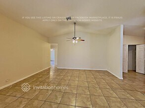 7670 NW 88th Ln in Tamarac, FL - Building Photo - Building Photo