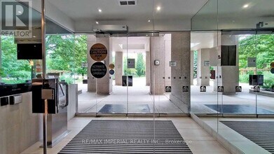 35 Empress Ave in Toronto, ON - Building Photo - Building Photo