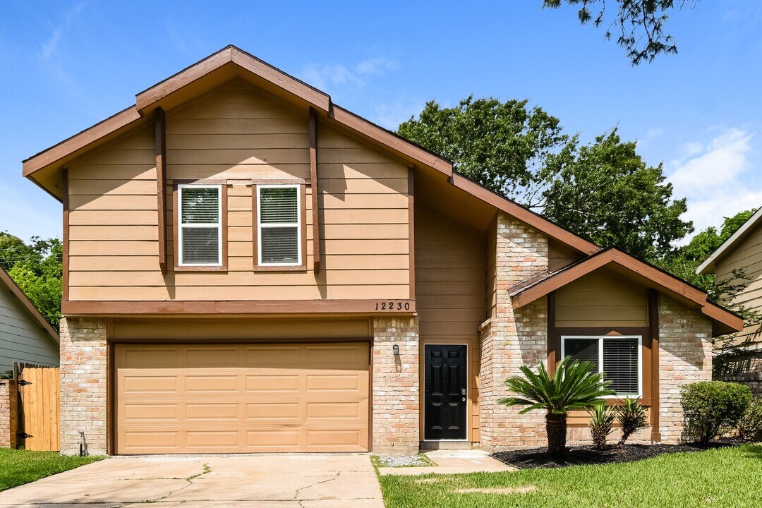 12230 Villa Lea Ln in Houston, TX - Building Photo