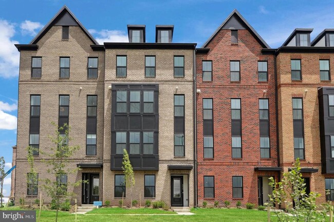 property at 4828 America Square