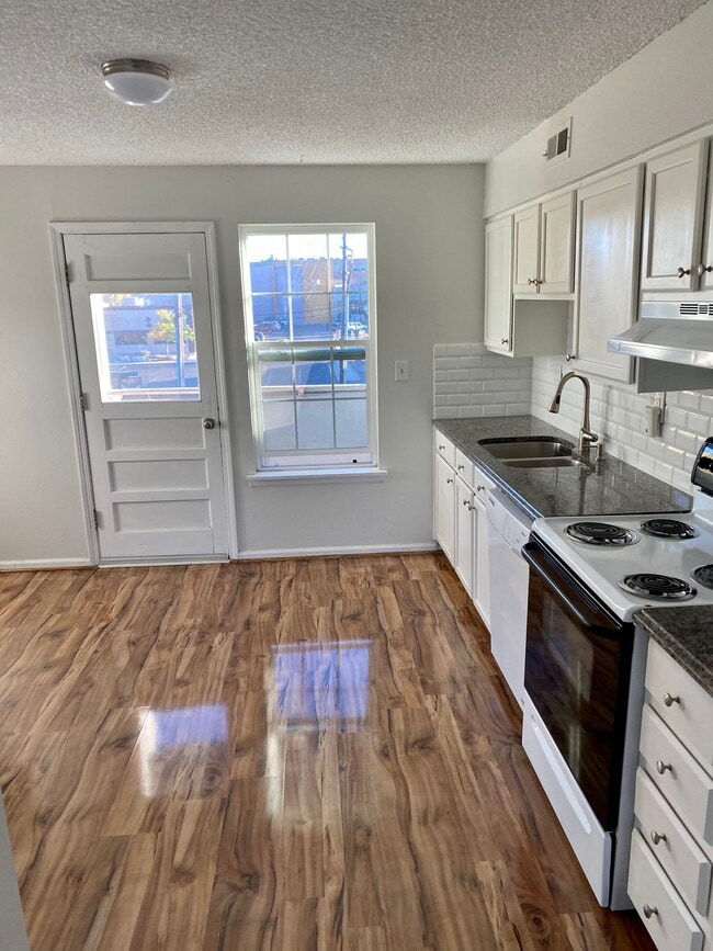 9110 E Girard Ave, Unit 5 in Denver, CO - Building Photo - Building Photo