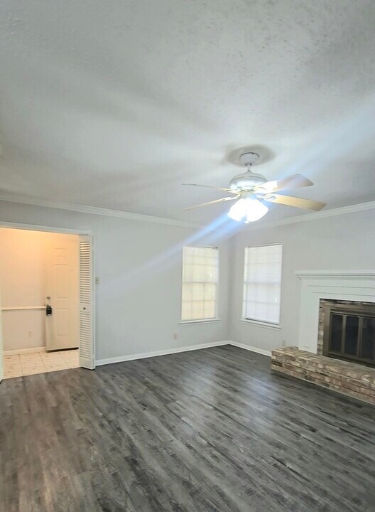 420 Top Hill Dr in Tyler, TX - Building Photo