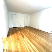 82 Salmon St, Unit Apartment for rent in Manchester, NH - Building Photo - Building Photo