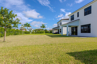 4883 Sand Dollar Dr in Loxahatchee, FL - Foto de edificio - Building Photo