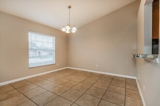 7945 Sugar Pine Blvd in Lakeland, FL - Building Photo - Building Photo