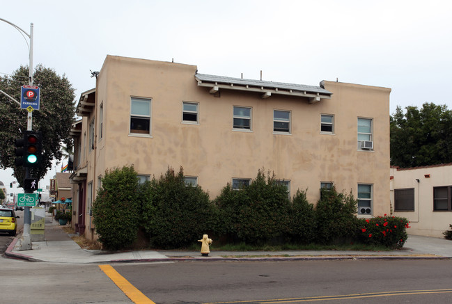 109 University Ave in San Diego, CA - Foto de edificio - Building Photo