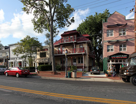 7042-7044 Carroll Ave Apartments