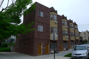 1492-1496 Hicks St Apartments