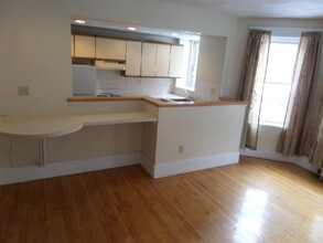 8 Craigie Cir in Cambridge, MA - Building Photo - Building Photo