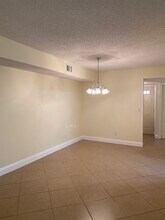 533 S Lakes End Dr in Fort Pierce, FL - Building Photo - Building Photo