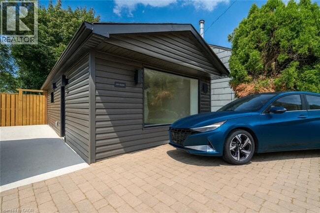 property at 19 Munn St