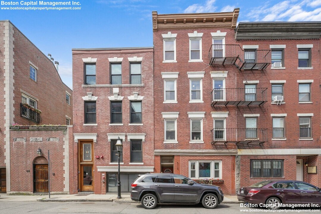 198 Endicott St, Unit #3 in Boston, MA - Foto de edificio