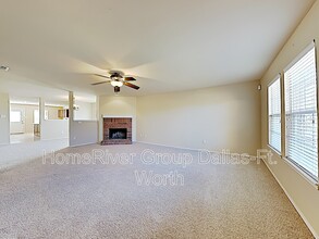 300 Laurel Ln in Rockwall, TX - Building Photo - Building Photo