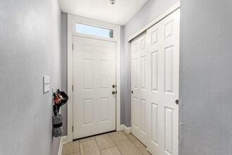 6930 Avery Rd in Dublin, OH - Building Photo - Building Photo