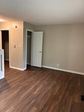 Marian Village Apartments in Shelbyville, KY - Foto de edificio - Building Photo