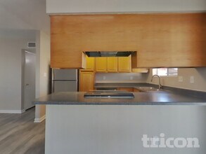 17834 N 9th Ave in Phoenix, AZ - Foto de edificio - Building Photo