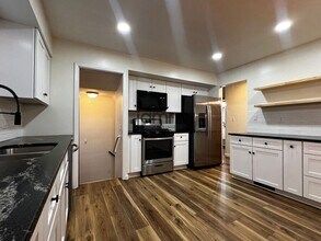 2702 Grovewood Ave in Parma, OH - Building Photo - Building Photo