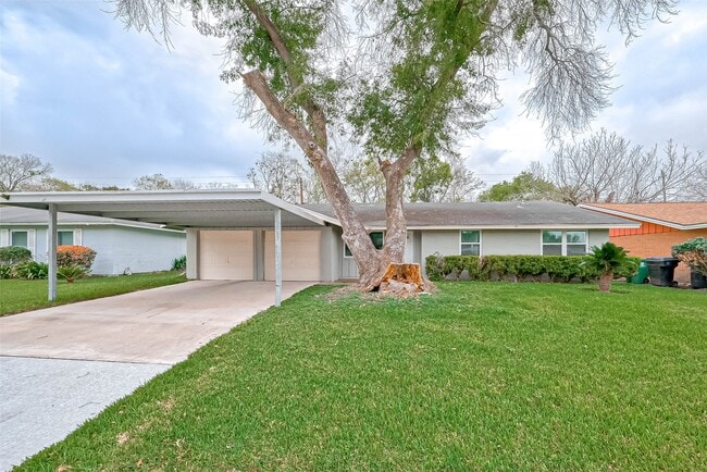 property at 4418 Knotty Oaks Trail