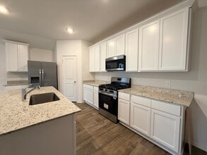 3807 Axyl Run Ct in Fulshear, TX - Building Photo - Building Photo