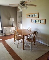 609 11th St S, Unit Two bedrooms in Hudson, WI - Building Photo