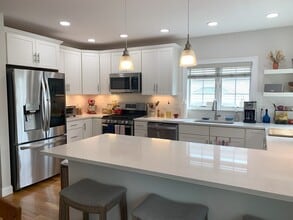 147 Green St in Marblehead, MA - Building Photo - Building Photo