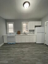 168 Fulton Ave, Unit 2 in Jersey City, NJ - Building Photo