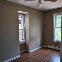 817 Ridge St in Easton, PA - Foto de edificio - Building Photo